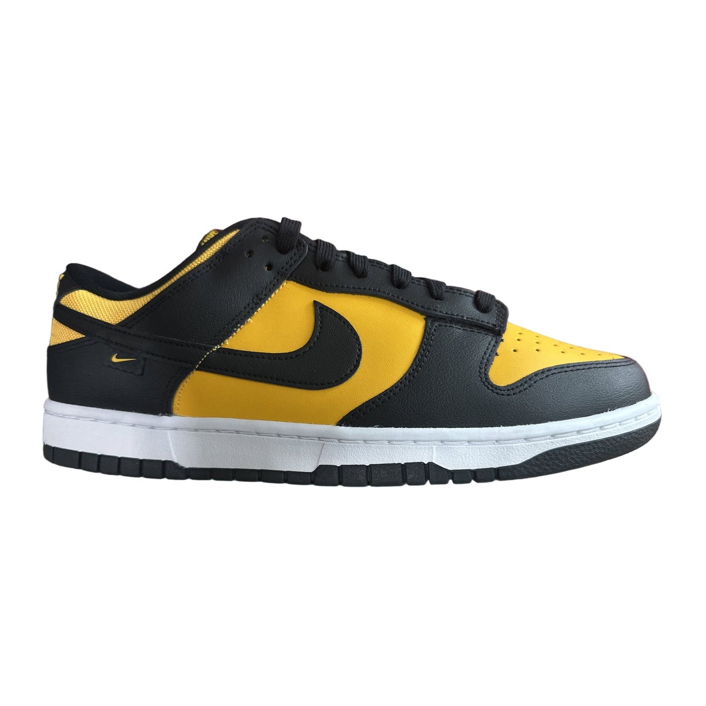 nike dunk low black university gold
