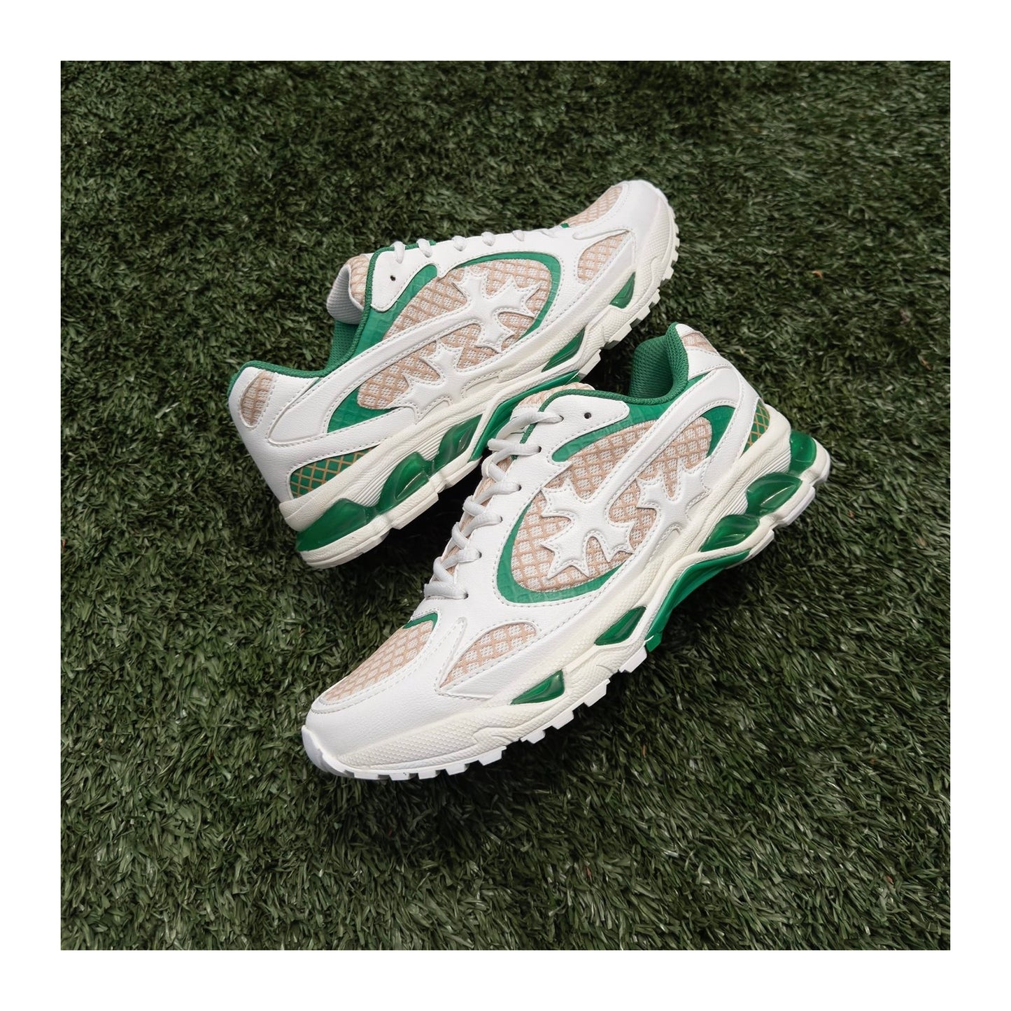 Bravest Studios Kross Kountry Runner — Spring Green