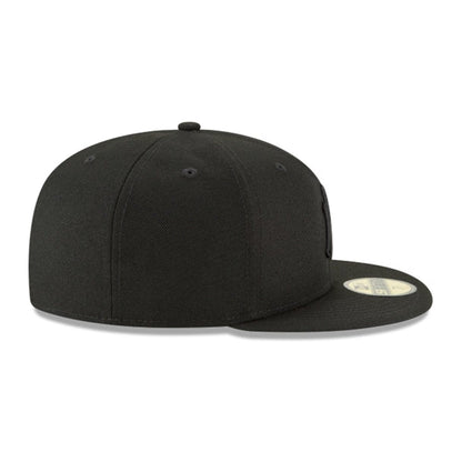 New Era New York Yankees 59FIFTY Fitted — Black on Black