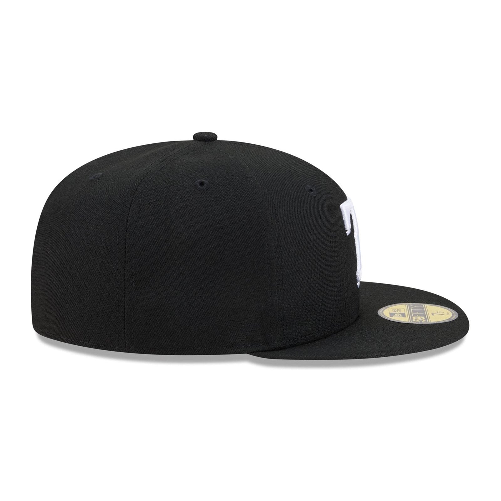 New Era Texas Rangers 59FIFTY Fitted — Black/White