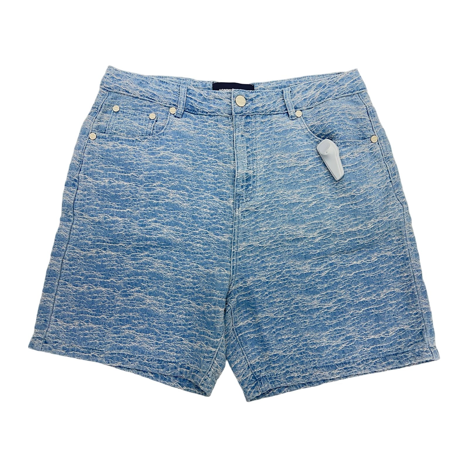 homme femme blue shorts